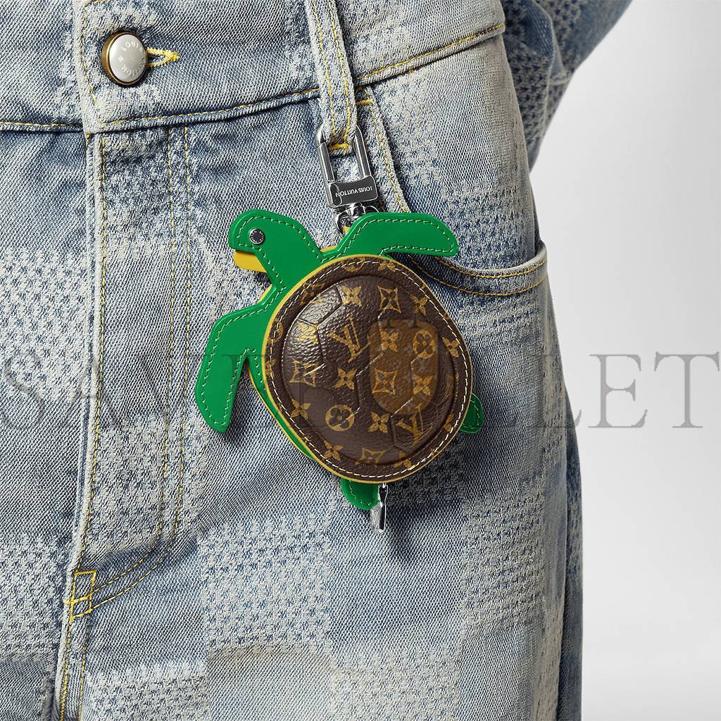 l**is V*t*n lv turtle pouch bag charm m01471